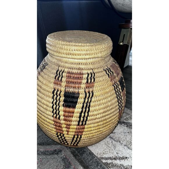 Kenya Vintage Weave Large Basket 24” Tall Beige Round With Lid - Picture 1 of 5
